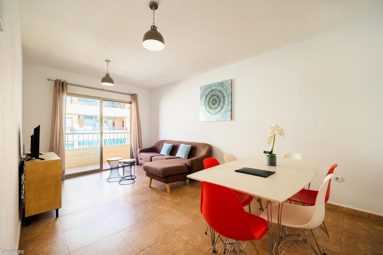 Apartamentos Madrid ตอร์เรเวียคา ภายนอก รูปภาพ